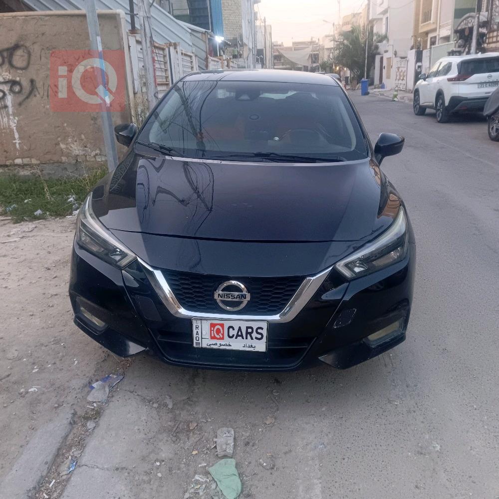 نيسان فيرسا
